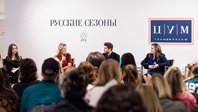 В московском ЦУМе проходит выставка молодых русских дизайнеров