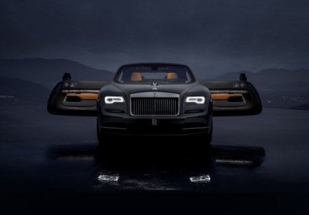 Rolls-Royce представил купе Wraith с «падающими звездами» в салоне