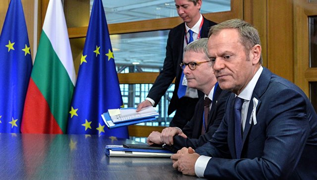 Туск сообщил, что лидеры ЕС обсудили сохранность личных данных в Facebook
