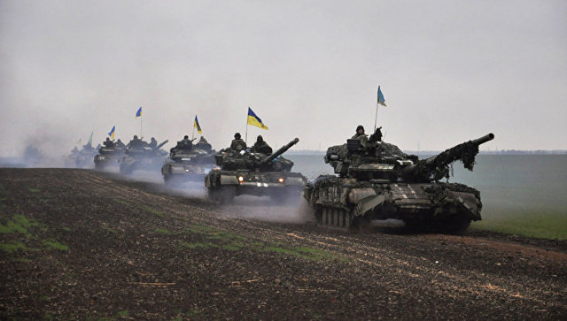 В ДНР обвинили ВСУ в обстрелах Донбасса из бронетехники