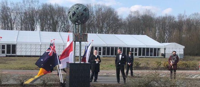 В Нидерландах открыли памятный мемориал жертвам крушения MH17 на Донбассе (Фото)