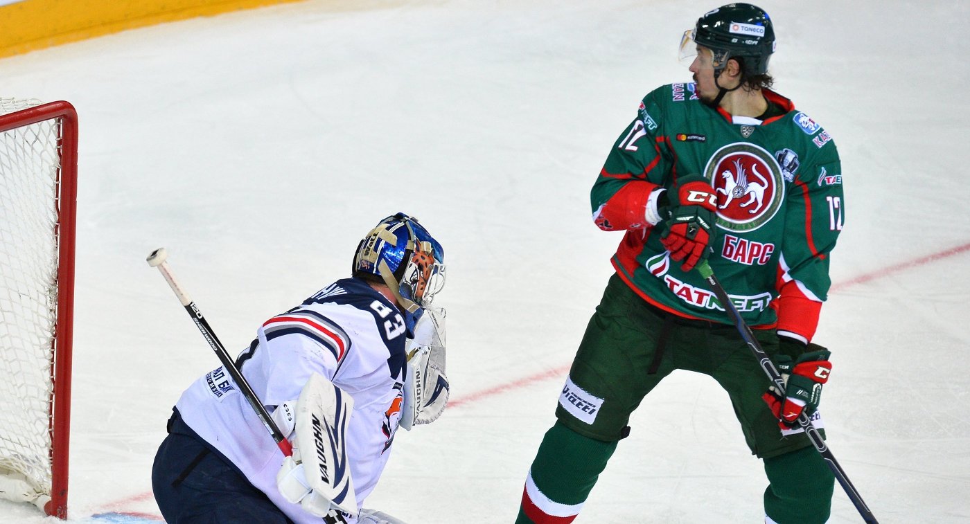 Нападающий Глухов отметил характер хоккеистов "Ак Барса" в матчах плей-офф