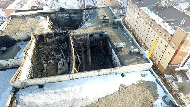 Пучков поручил подготовить решение по сносу здания сгоревшего в Кемерово ТЦ