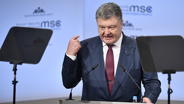 Порошенко прокомментировал высылку российских дипломатов с Украины