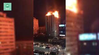 В Грозном горит многоэтажка по соседству с торговым центром «Гранд-Парк»