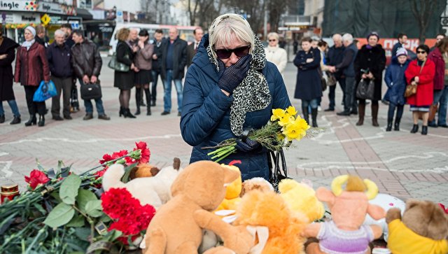 Акции в память о жертвах пожара в Кемерово проходят в центральной России