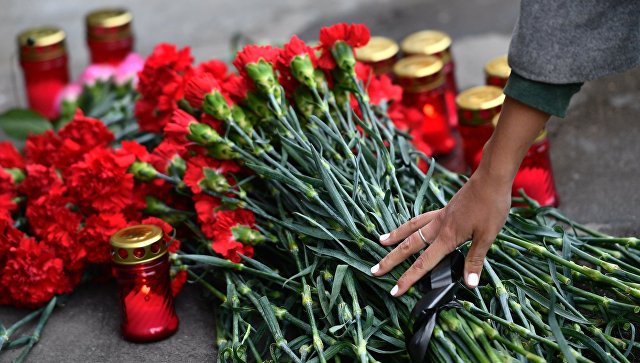 Москвичи на Пушкинской площади почтили память погибших в пожаре в Кемерово