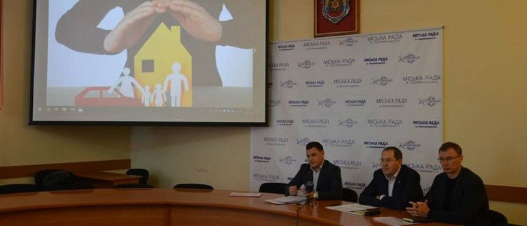 Еще в одном городе Украины презентовали проект программы по жилью для переселенцев и участников АТО
