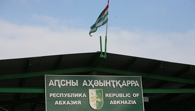 Путин назначил Алексея Двинянина послом в Республике Абхазия