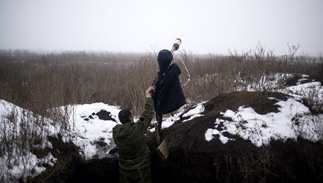 Силовики семь раз за день открывали огонь, заявили в ДНР