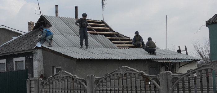 Спасатели восстановили 348 разрушенных обстрелами домов Авдеевки (Фото)