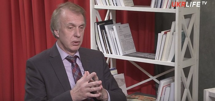 «Втюхать» идею о «народе Донбасса»: Эксперт о сценарии Путина по миротворцам