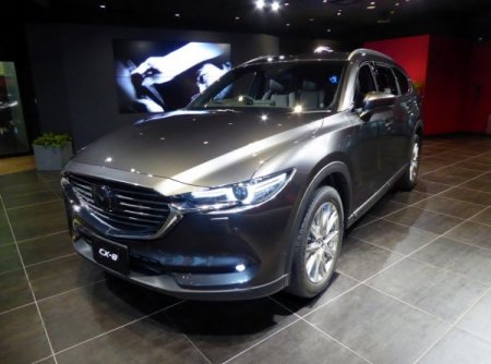 Новый кроссовер Mazda CX-8 покажут на автошоу в Пекине