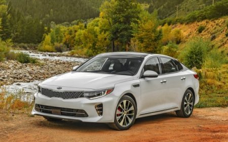 Новое поколение седана KIA Optima может получить полный привод