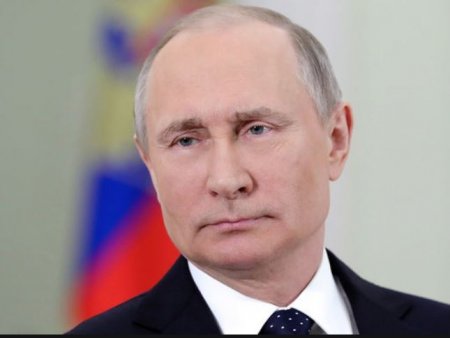 "Не встанут, не переживайте". Путин с шуткой прокомментировал иностранцев на границах РФ