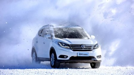 В Россию прибудут кроссоверы Dongfeng 580 и Dongfeng AX4