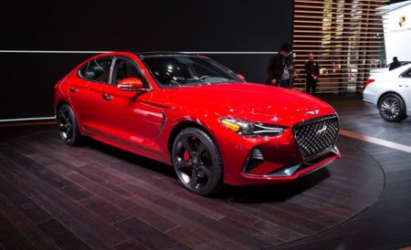 Роскошный седан Genesis G70 получил рублёвый ценник