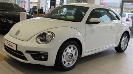 Volkswagen Beetle 2018 обустроят новым 1,8-литровым мотором