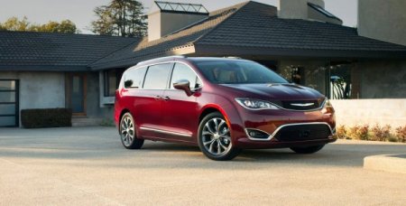 В России растёт спрос на минивэн Chrysler Pacifica