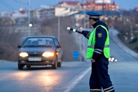 В Кирове на выходных ГИБДД осуществят "сплошные проверки"