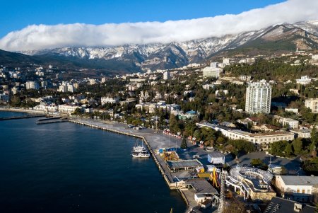 Крым объявил о готовности принимать туристов