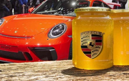 Компания Porsche наняла 1,5 миллиона пчёл ради производства мёда