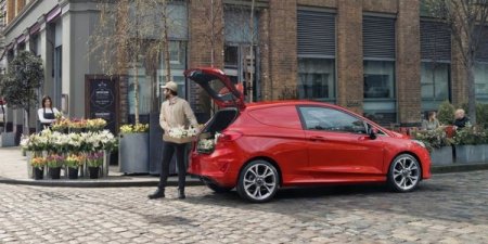 Представлен миниатюрный фургон Ford Fiesta Van