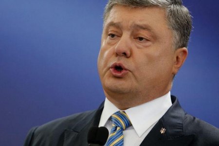 Пользователи соцсетей посмеялись над Порошенко и его твитом о вхождении ВСУ в десятку сильнейших в Европе