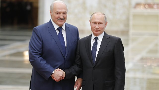 Путин поздравил Лукашенко с Днем единения народов России и Белоруссии