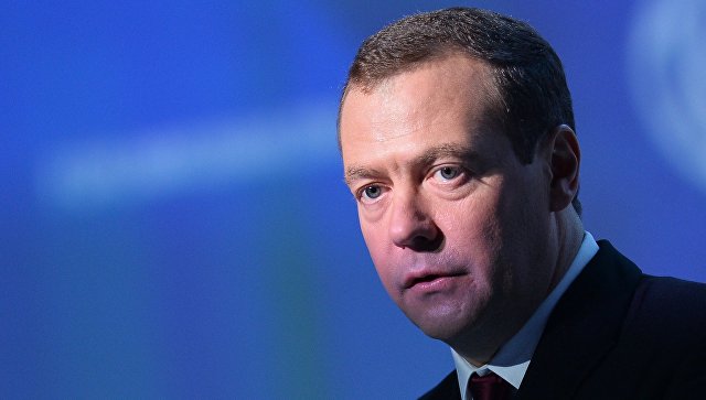Фракция "Единой России" обсудит с Медведевым реализацию послания Путина