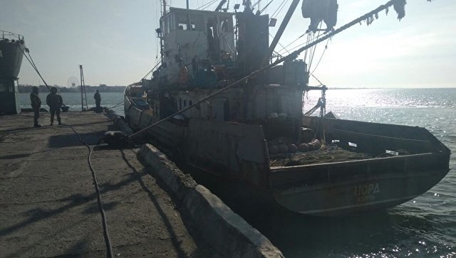 Экипаж судна "Норд" заблокировали в украинском пункте пропуска