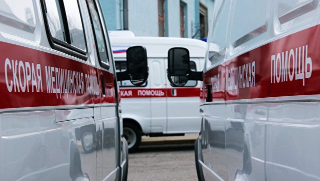 Новгородские власти начали проверку после смерти мужчины рядом с больницей
