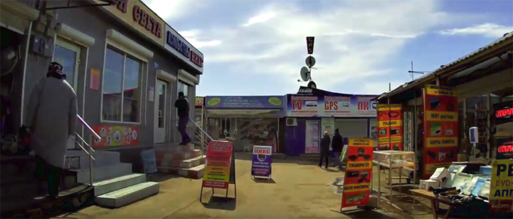 Донецк: Как выглядит сейчас радиорынок «Маяк» (Видео)