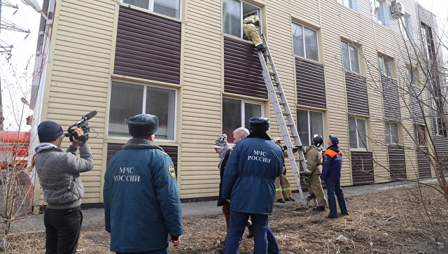 В МЧС сообщили, имеется ли угроза дальнейшего обрушения магазина в Кургане