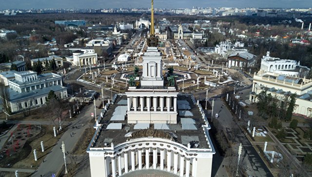 Станцию метро "ВДНХ" в Москве и вход в парк свяжет пешеходный маршрут