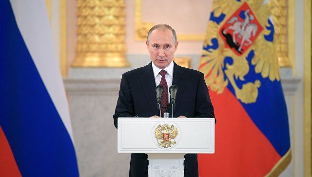 Опрос показал, как россияне оценивают работу Путина на посту президента
