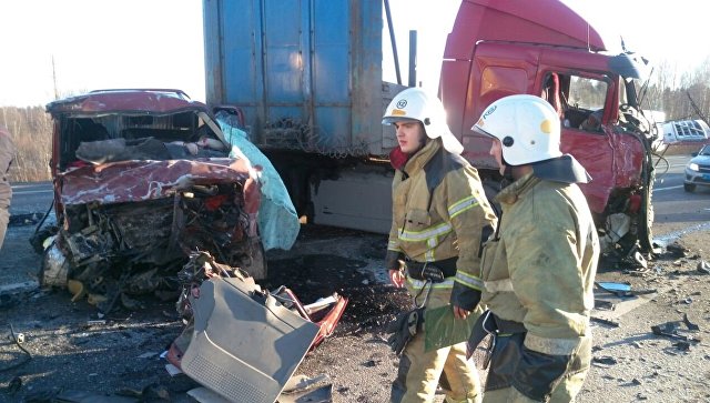 Двое пострадавших в ДТП под Вологдой находятся в тяжелом состоянии