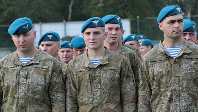 Эксперт высмеял заявление Порошенко об "одной из самых эффективных армий"
