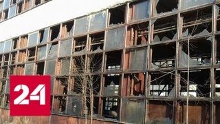 Жители Электростали лишились стекол из-за взрывов на загоревшемся складе - Россия 24