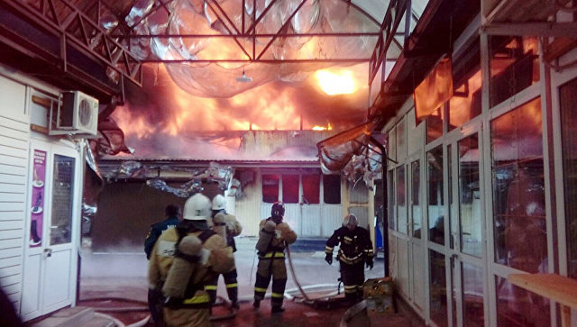 В Нальчике назвали возможные причины пожара на рынке