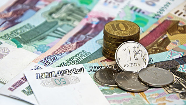 Социологи выяснили, в чем россияне видят причину снижения курса рубля