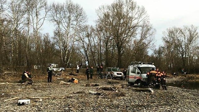 Источник сообщил о гибели двух человек при падении самолета в Хакасии