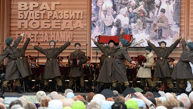 На площади Белорусского вокзала в Москве 9 мая пройдет акция "Песни Победы"