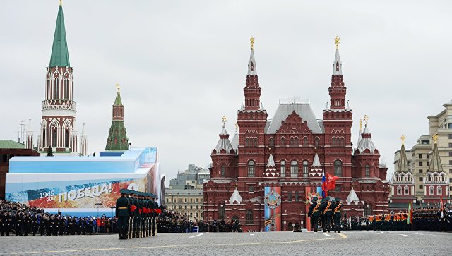 В Москве ко Дню Победы установят более 2,3 тысячи тематических конструкций