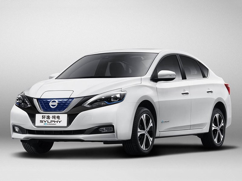 Nissan Leaf превратился в седан