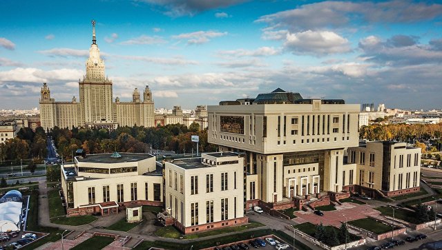 Прокуратура внесла представление ректору МГУ из-за свалки за библиотекой