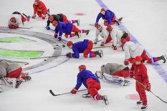 Хоккей в концертном зале: сборная России прибыла на чемпионат мира