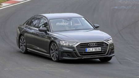 Audi S8 нового поколения заснята без камуфляжа