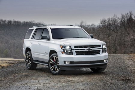 Гигантский внедорожник Chevrolet Suburban RST получил 421-сильный мотор