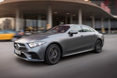 Новый Mercedes-Benz CLS получил двухлитровый мотор